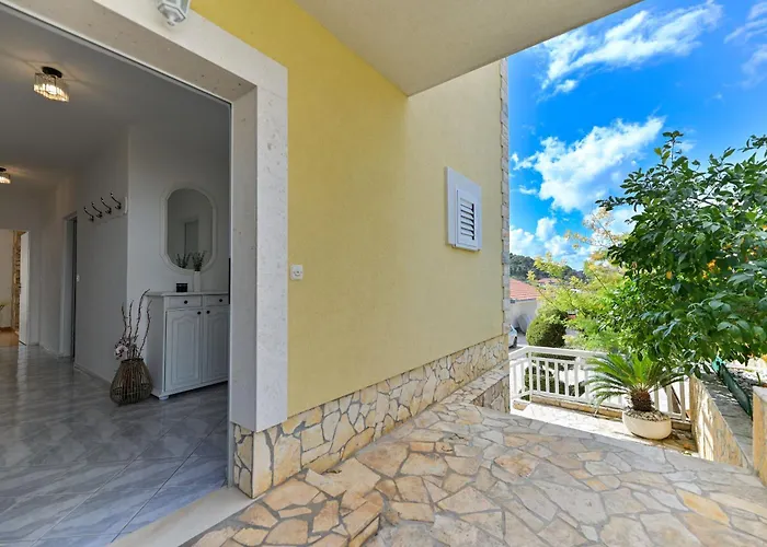 Apartment Kapetan Trogir
